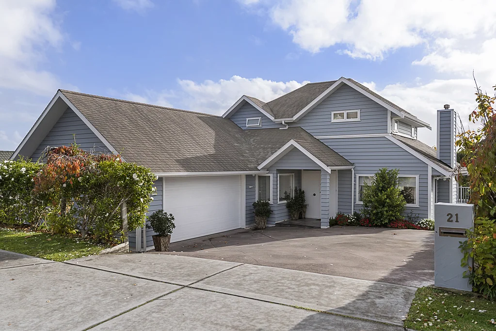 21 Brooke Ridge Rise, East Tamaki Heights, Manukau City, Auckland