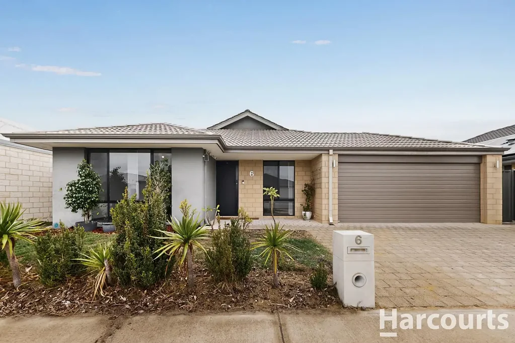 The Perfect Family Upgrade - Comfort, Space & Style!