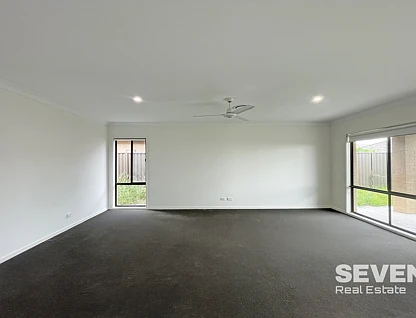 14 Duncombe Avenue, Gledswood Hills, Macarthur Region, 4 rūma, 2 rūma horoi, House