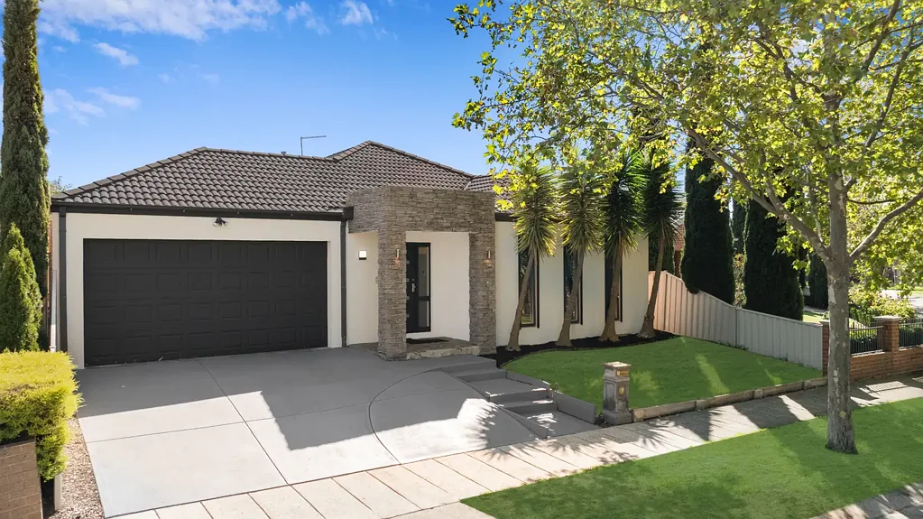 Spacious Family Living in a Prime Craigieburn Location