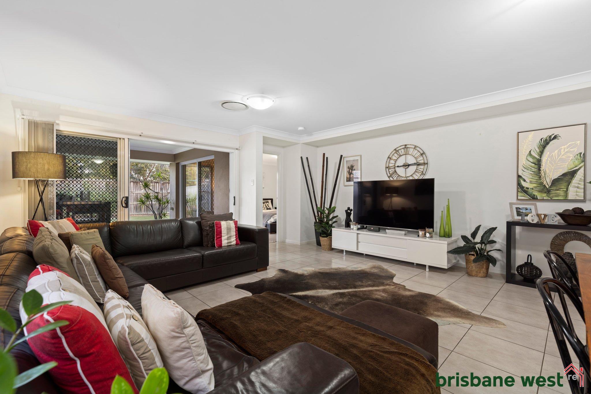 8 SALTBURN PL, WAKERLEY QLD 4154, 0 phòng ngủ, 0 phòng tắm, House