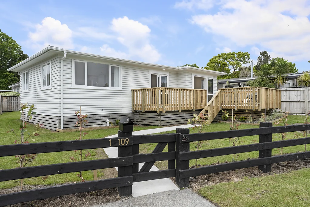 1/109 Rautawhiri Road, Helensville, Rodney, Auckland
