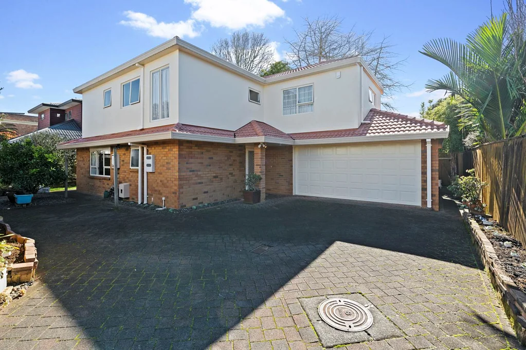 Epsom 4Kwarto One Owner Since New – DGZ Family Home