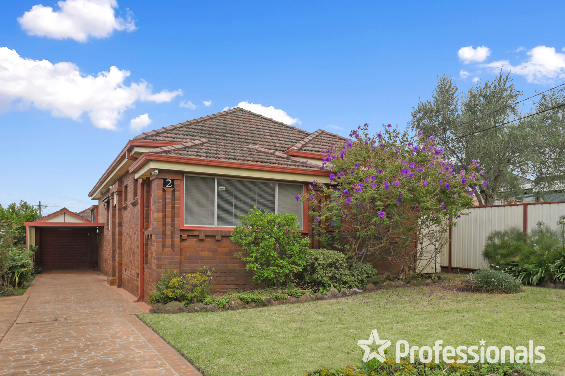 2 SIMMONS RD, KINGSGROVE NSW 2208, 0房, 0浴, House