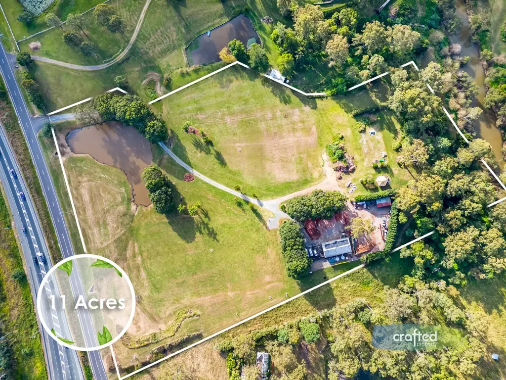 South Maclean 2غرفة نوم acreage life 🍃 | 11 Acres of Mt Lindesay Hwy Exposure with Impressive Shed Infrastructure + Logan River Riparian Water Rights!