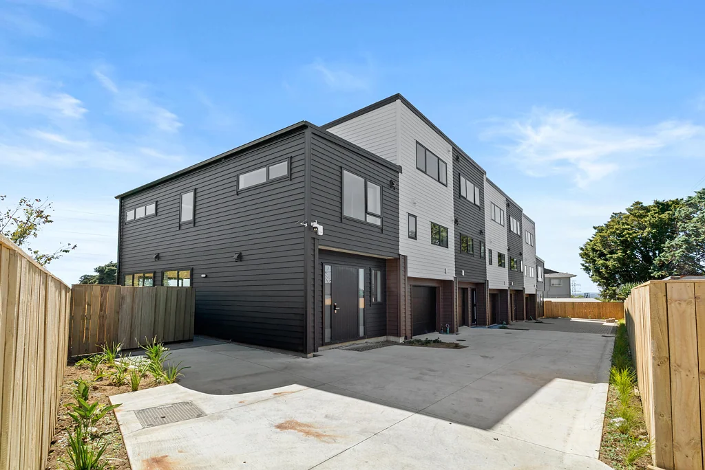 Massey 2房  Brand-New Freehold Home in a Prime Massey Location