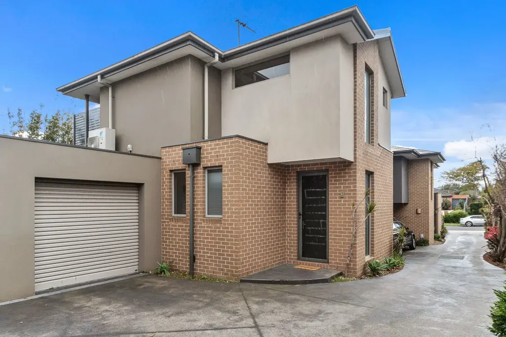 2/4 Denbigh Street, Frankston, VIC 3199