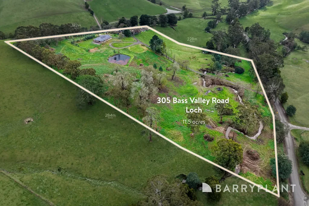 Loch 4 Bedroom Country Living at Its Finest – 11.5 Acres with Bass River Frontage