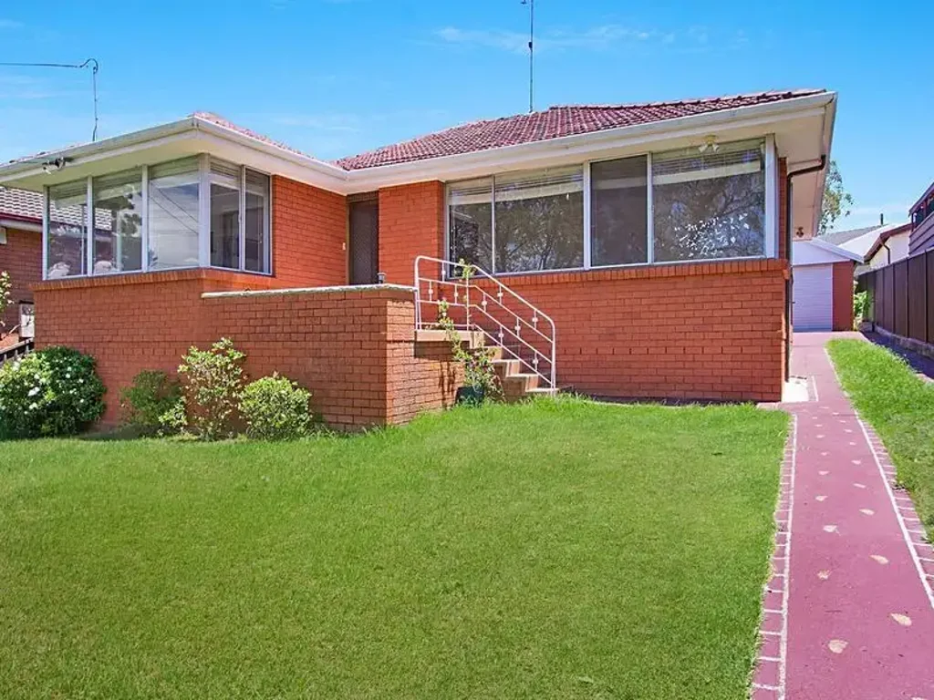 4 Bedroom Family home