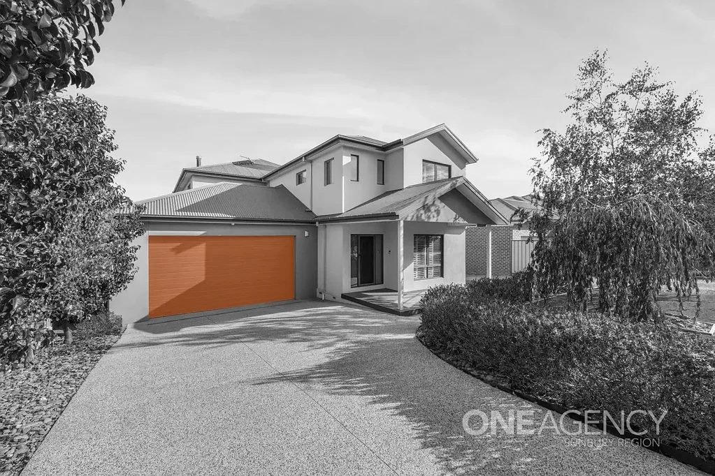 Sunbury 5 Bedroom 50sqs Of Multi Generational Family Living
