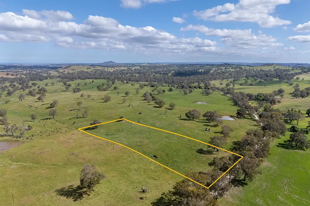 Woodside Small Acre Gem - 2.239ha - 5.54 acres
