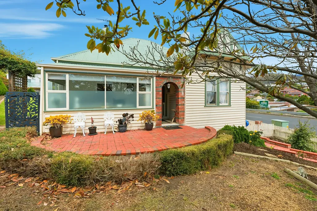 Rosetta 3ਬੈੱਡਰੂਮ FABULOUS CHARACTER HOME - POTENTIAL TO DEVELOP (STCA)