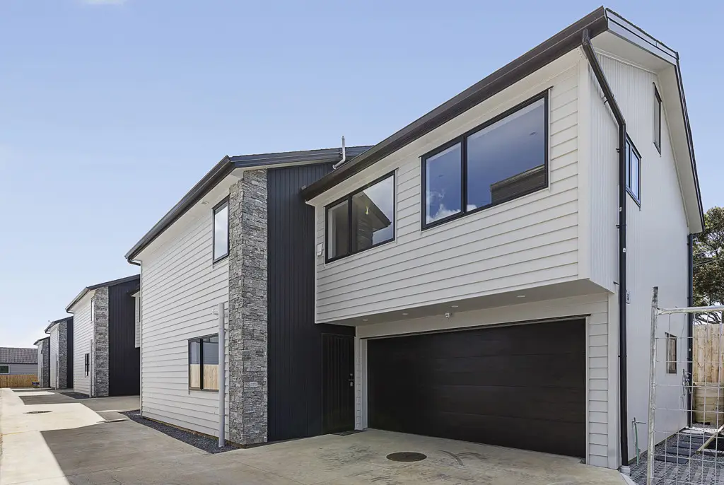 Blockhouse Bay 5房  Owner Selling Up!