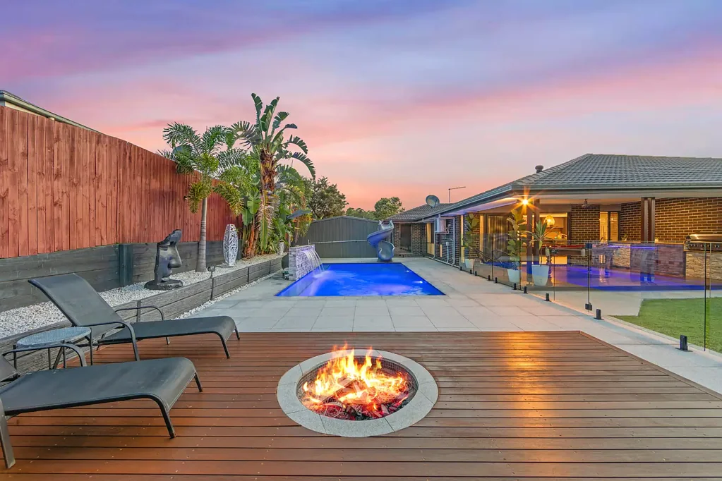 Logan Village 4कमरा Private Sanctuary of Family Luxury & Resort-Style Living