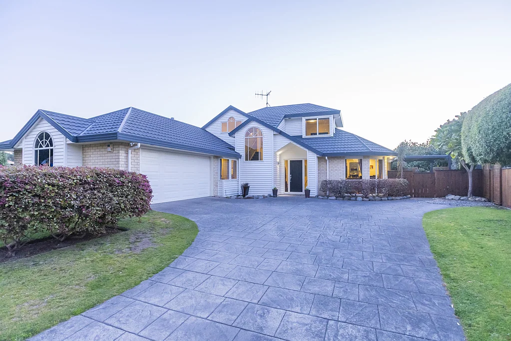 Paraparaumu 4ਬੈੱਡਰੂਮ Prestige Midlands Living