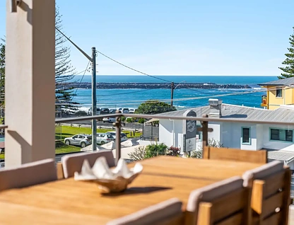2/33 Clarence Street, Yamba, NSW 2464, 4 Kuwarto, 2 Banyo, Apartment