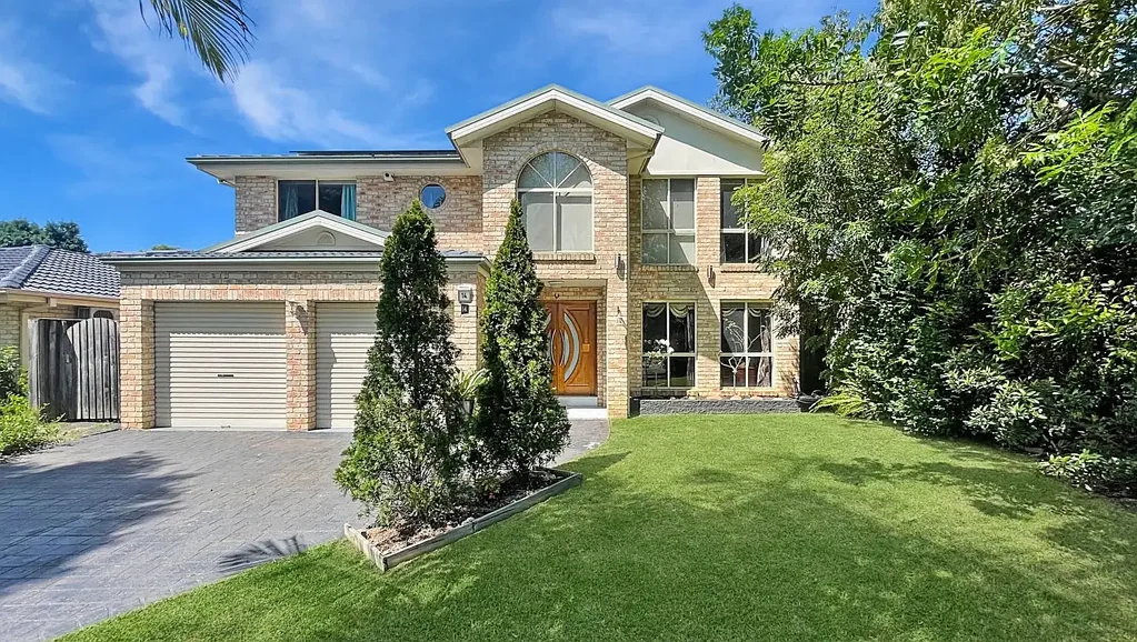 Modern & Large Family Home Perfect for Entertaining!