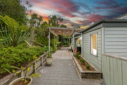 1/24 Jellicoe Road, Murrays Bay