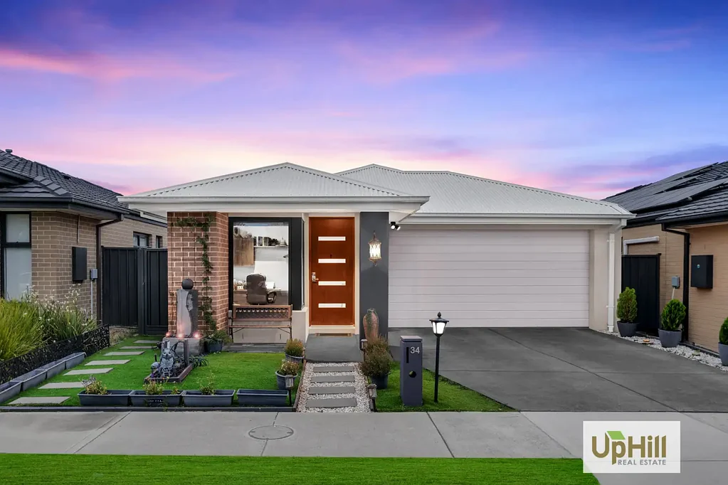 34 Yaralla Circuit, Clyde, VIC 3978