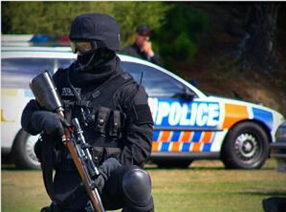 NZ警方新武器：不许动！不然就发射海绵子弹了！