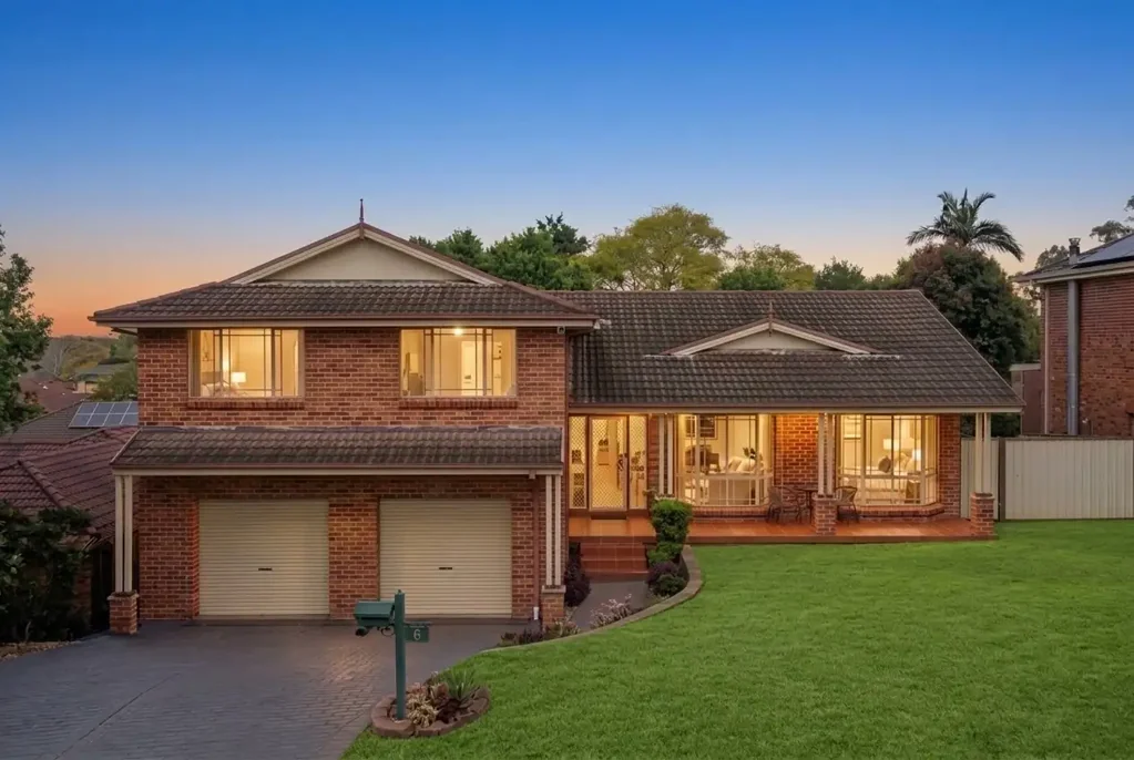 Baulkham Hills 4Zimmer Spacious Family Living in Matthew Pearce Public School Catchment!