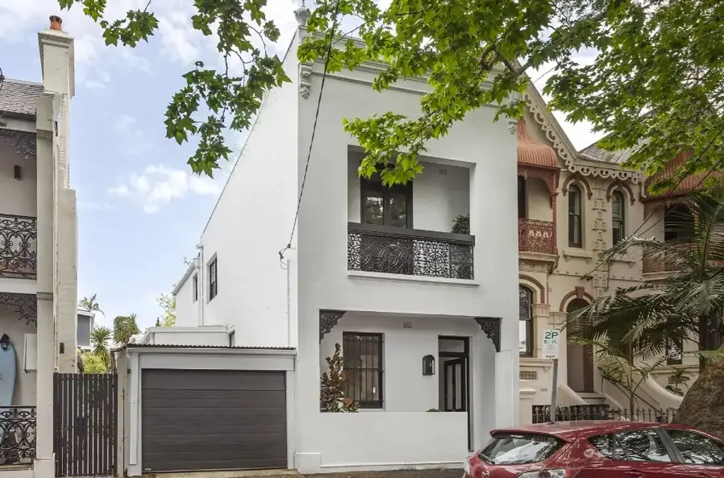 Stylish Bright and Wide Paddington Terrace with Garage