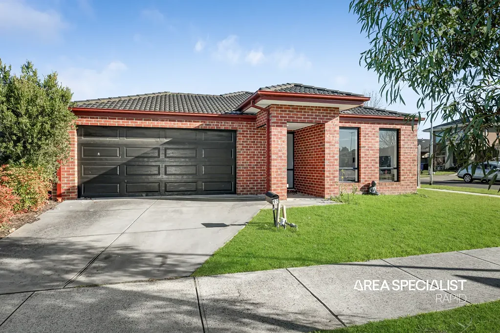 97 Bimberry Circuit, Clyde, VIC 3978
