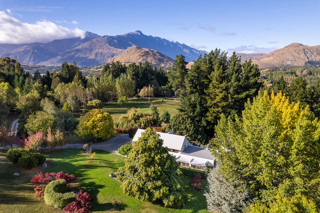 Dalefield/Wakatipu Basin 4房  Dalefield Acreage with Subdivision Potential