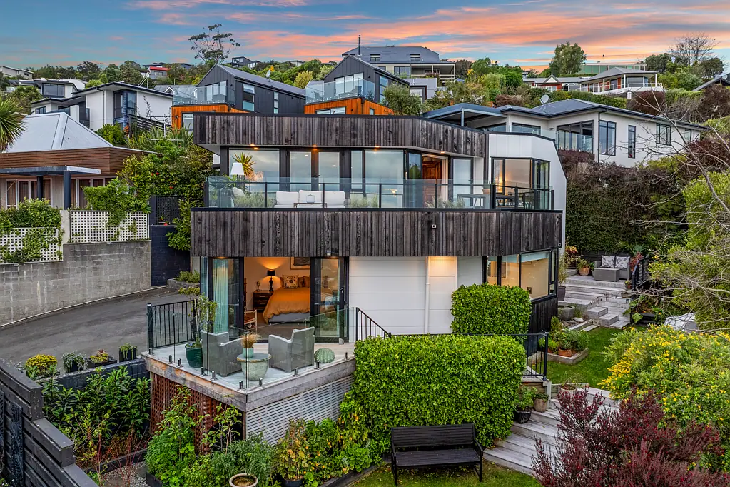 1/8 Lookaway Place, Huntsbury, Christchurch, Canterbury