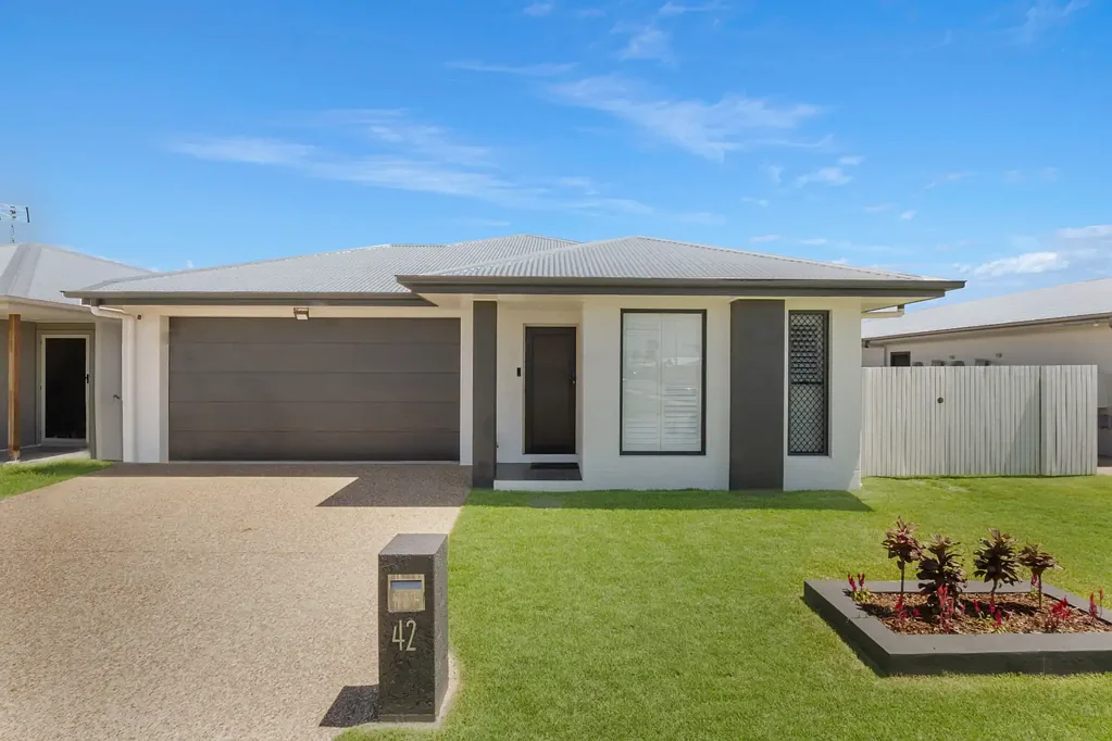 42 Columbus Street, Burdell, QLD 4818, 4 Kuwarto, 2 Banyo, House