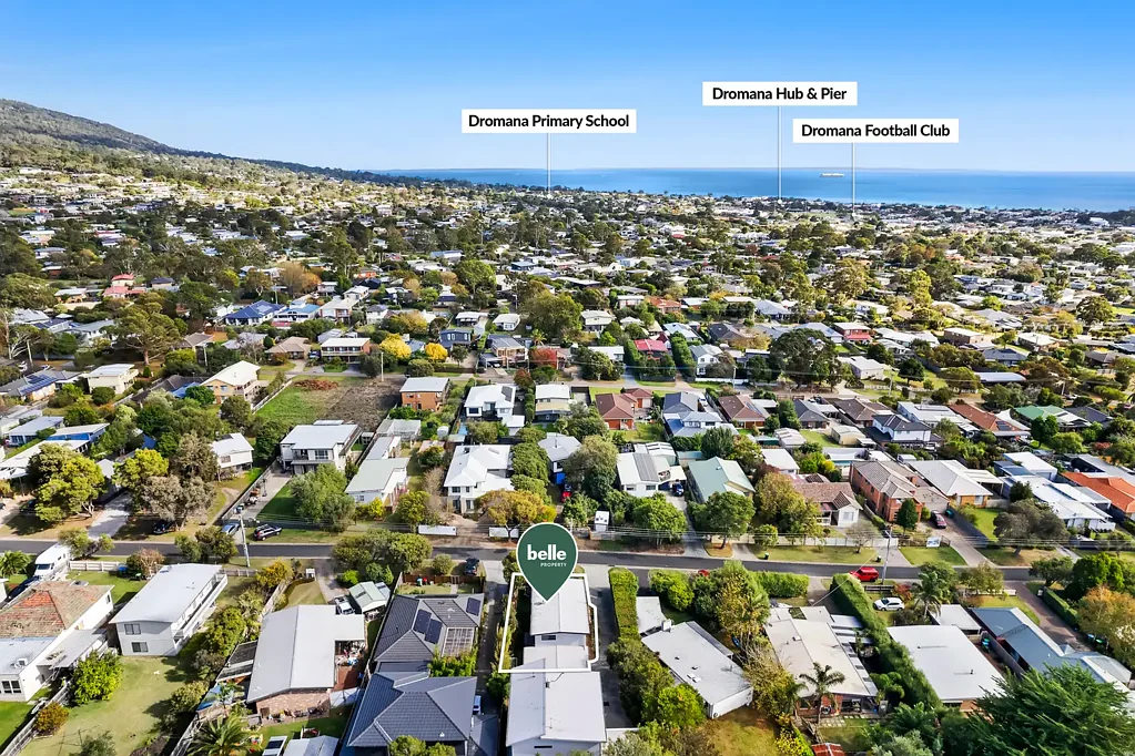 Dromana 4 Bedroom Light Filled Luxury with Panoramic Bay Views