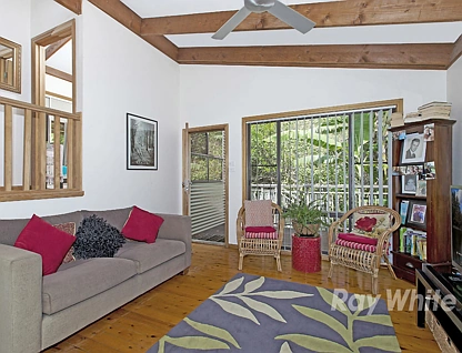 25 Crescent Road, Wangi Wangi, NSW 2267, 3房, 1浴, 独立屋