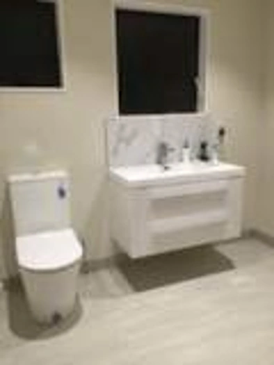 Spacious 3 bedroom plus more in Glenfield!!