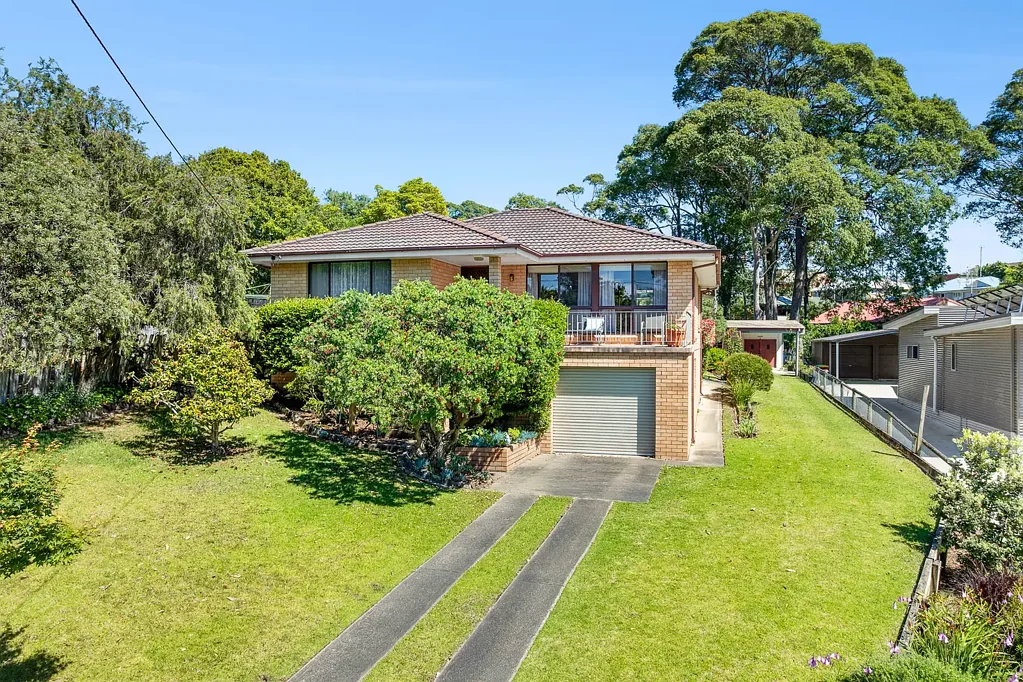6 Mitchell Place, Narooma, NSW 2546