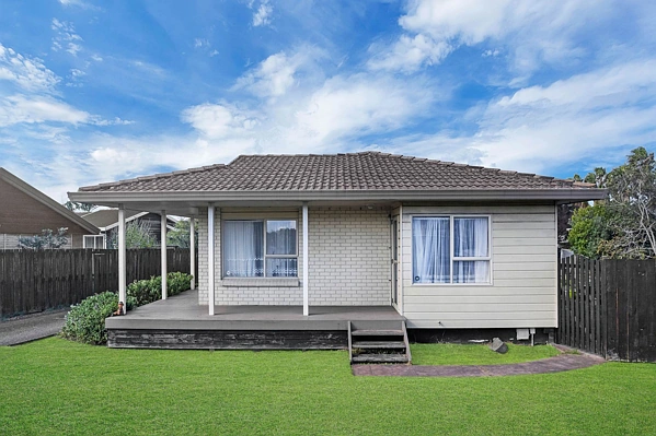 25 Burswood Drive, Burswood, Manukau City