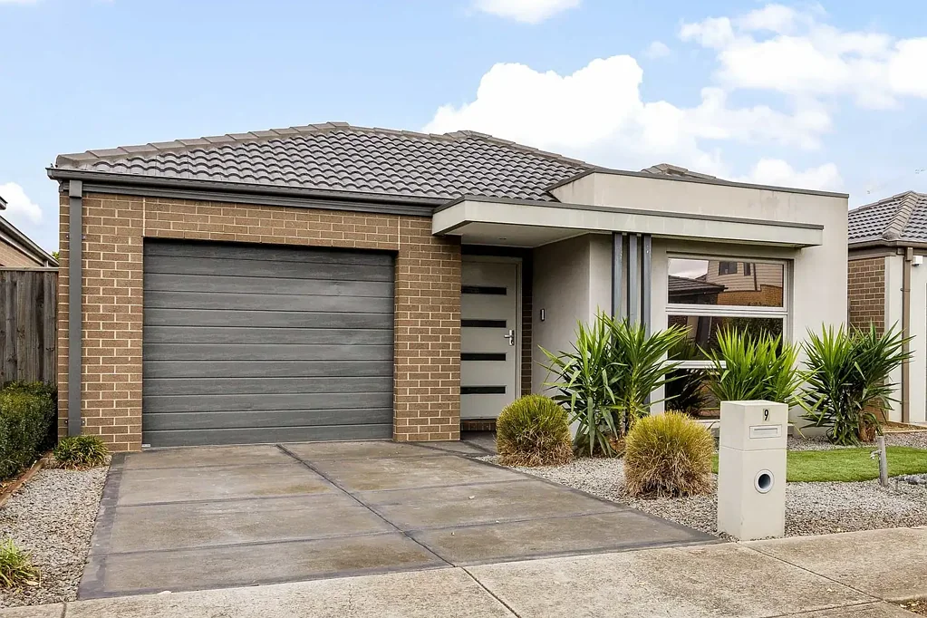 9 Dunlop Way, Fraser Rise, VIC 3336