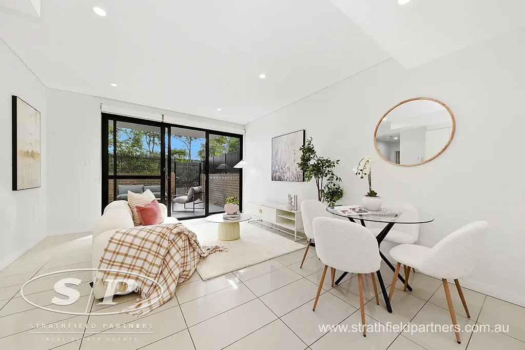 Homebush 2Kwarto Spacious Ground-Floor Apartment with Oversized Courtyard