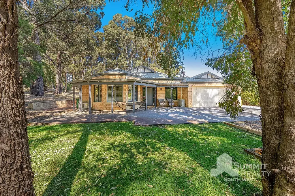 4 Russell Rise, Gelorup, WA 6230