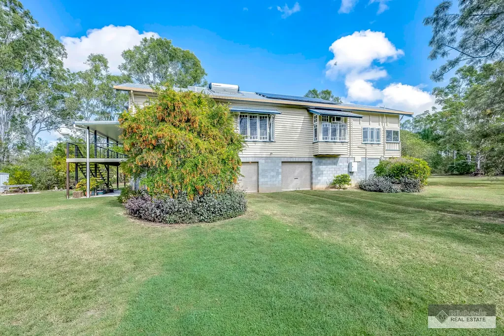 Isis River 5 Bedroom Rural Lifestyle Retreat with Classic Queenslander on 148 Acres!