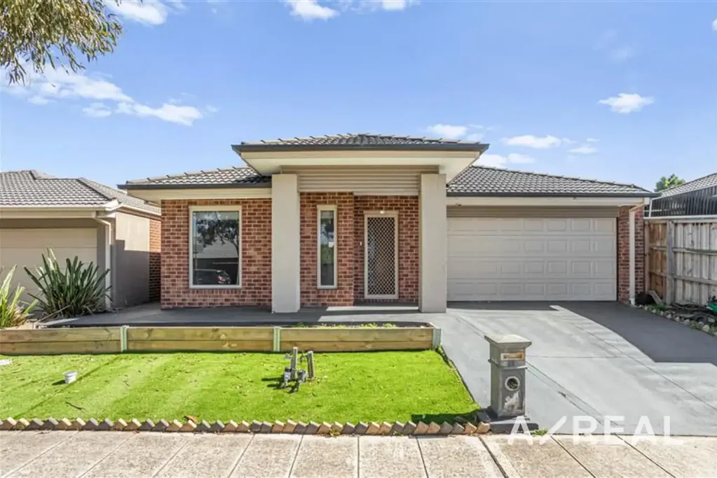 Spacious and Stylish Family Home in the Heart of Wollert