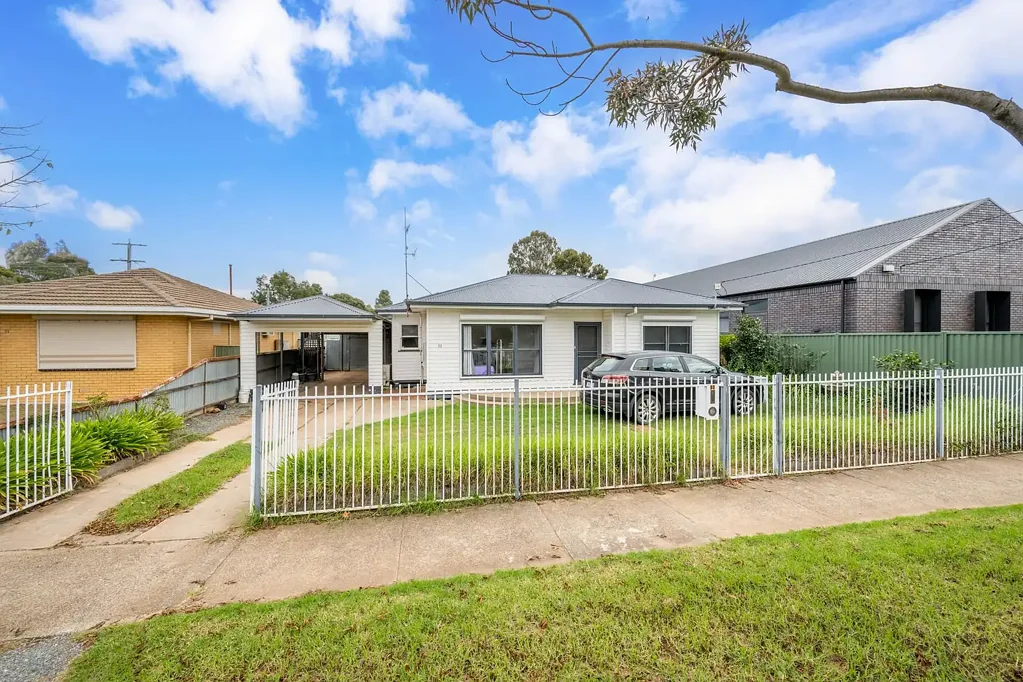 33 Echuca Road, Mooroopna, VIC 3629, 3 Bedrooms, 2 Bathrooms, House