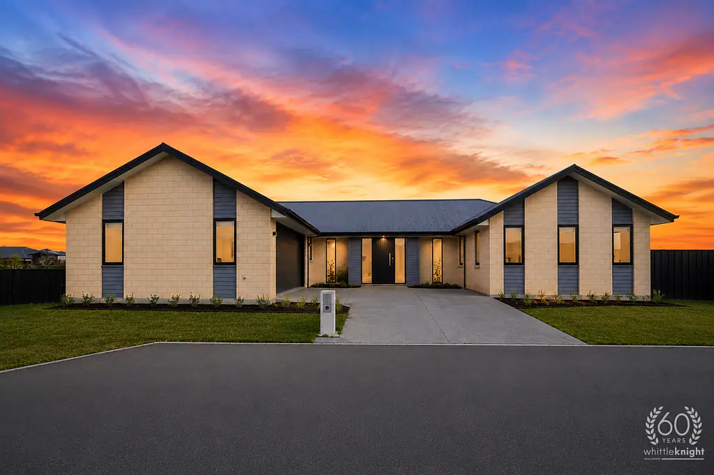 Lincoln 4 Bedroom Exceptional Space, Style & Reserve Outlook