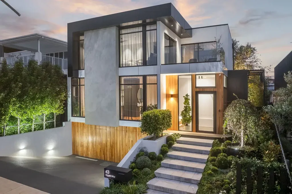 Torquay 4બેડરૂમ A MASTERPIECE OF LUXURY, LIFESTYLE & LOCATION!!