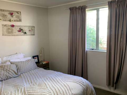 Family Friendly Home in Massey