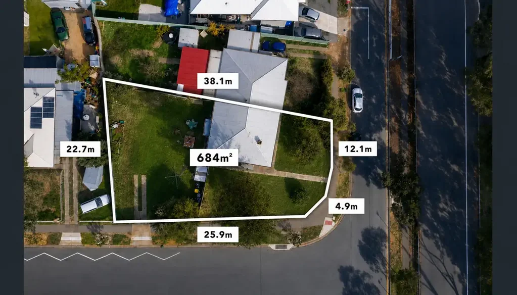 Elizabeth Park 3 Slaapkamer Approx. 685sqm Corner Allotment Beside School – Secure Income & Future Potential (STCC)