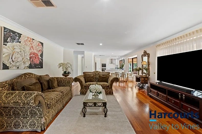 201 Ayrshire Loop, Lower Chittering, WA 6084, 6房, 3浴, House