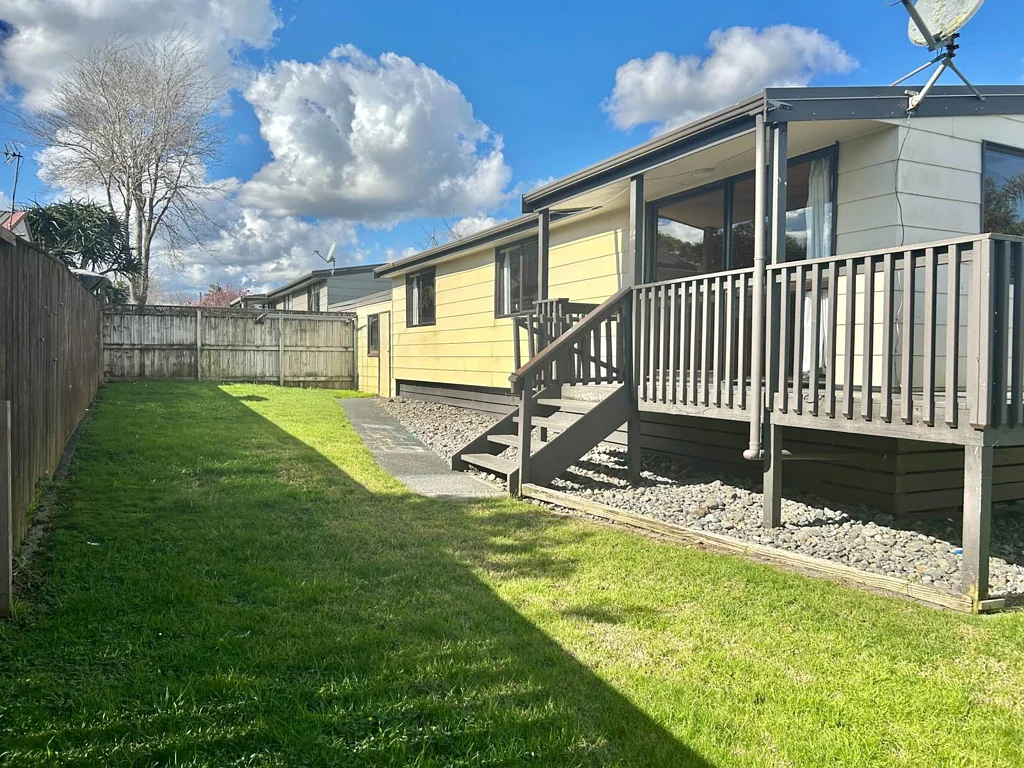 For Rent: 1/11 Dalmahoy Place, Wattle Downs