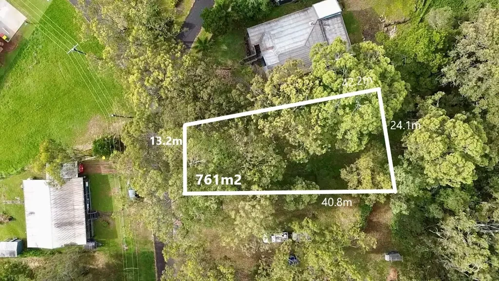 16 Blue Waters Crescent, Macleay Island, QLD 4184