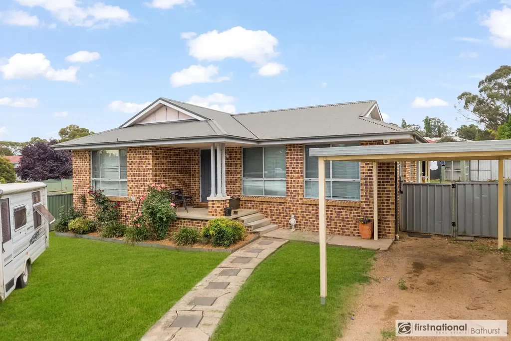 Kelso 4房  Spacious Family Living with Dual Access on 1,019sqm
