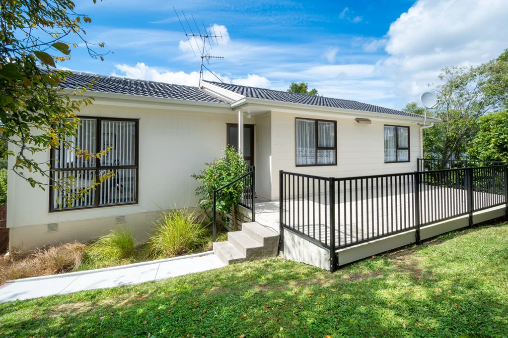 2/30 Chislehurst Street, Henderson, Waitakere City, Auckland